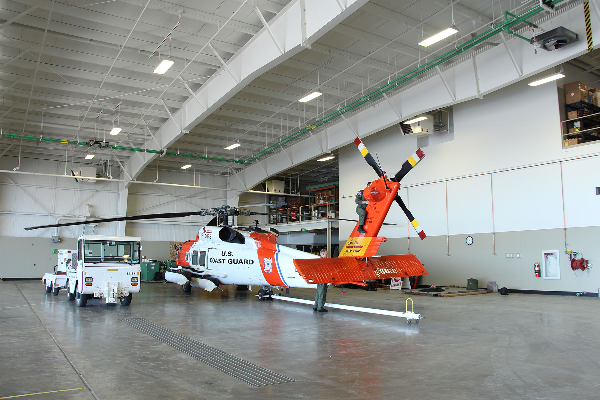 Deadhorse Aviation Center Hangar 1